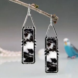 Black White Exquisite Imitation Stone Earrings, Vintage Inspired NIP